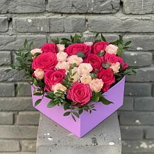 Цветочная композиция из Розы в коробке в Новый