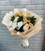 Букет цветов из:  Розы и Хризантемы в Новый