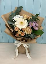 Букет цветов из:  Герберы и Хризантемы в Новый