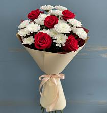 Букет цветов из:  Розы и Хризантемы в Новый