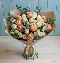 Букет цветов из:  Альстромерии и Розы в Новый
